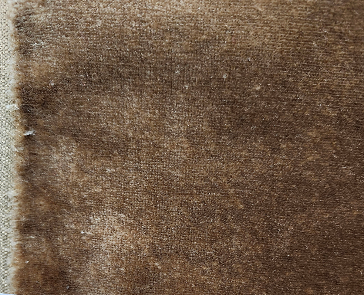 100_silk_velvet_mocha_fabric_with_a_soft_plush_pile_and_luxurious_smooth_finish
