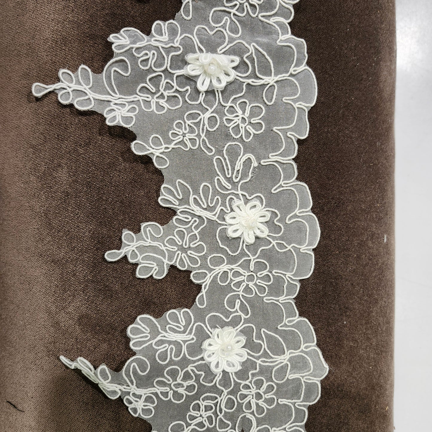 WHITE LACE