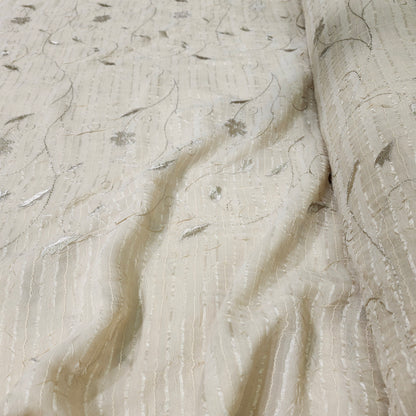 Scalloped hem Drapery