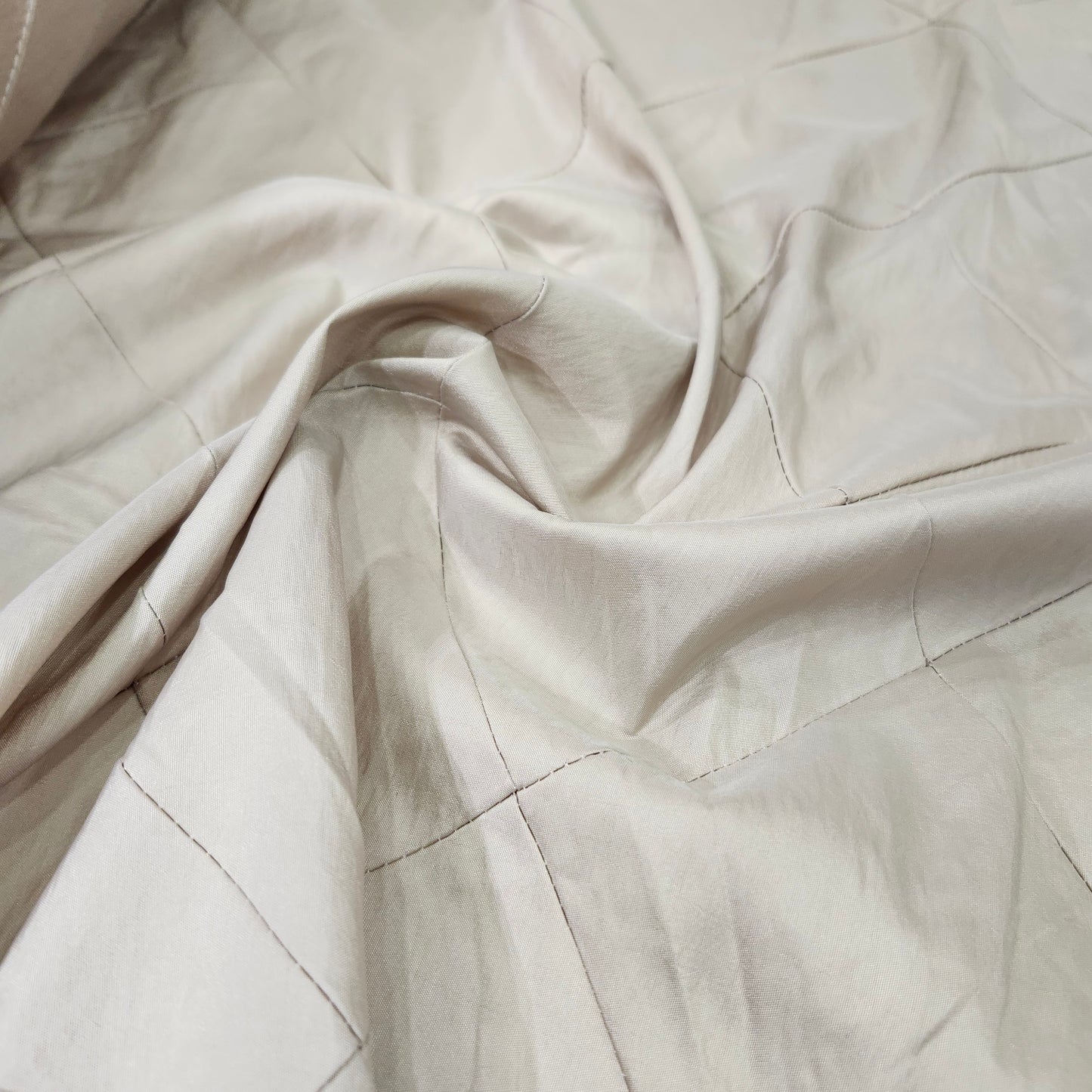 Taffeta, Diamond Pattern, Cream