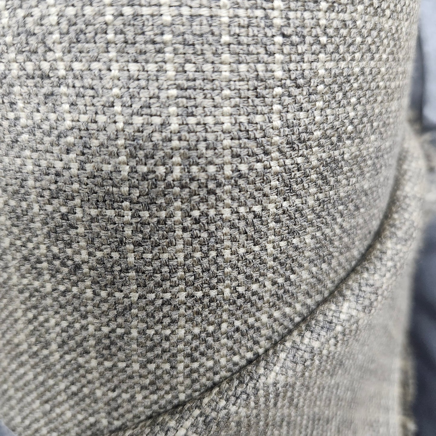 Light Wool