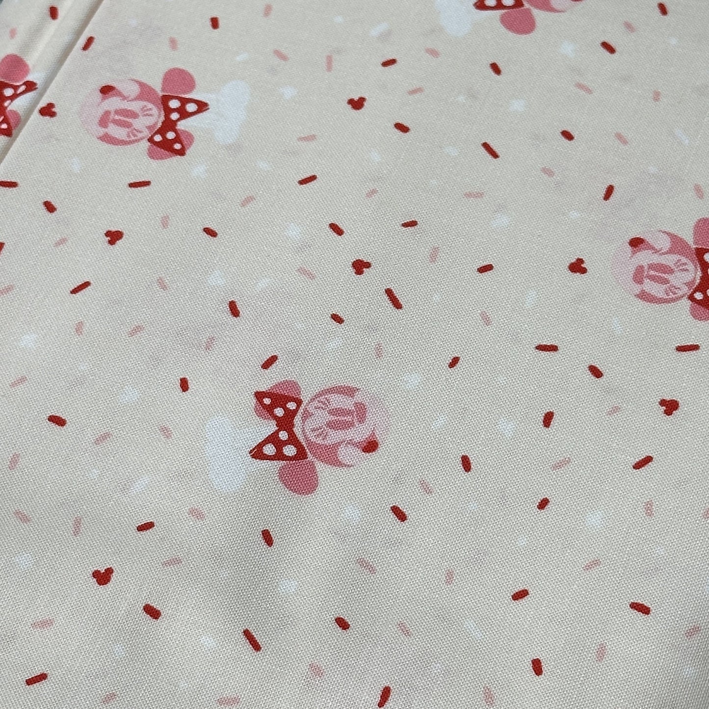 Cotton "Minnie Mouse - Confetti"