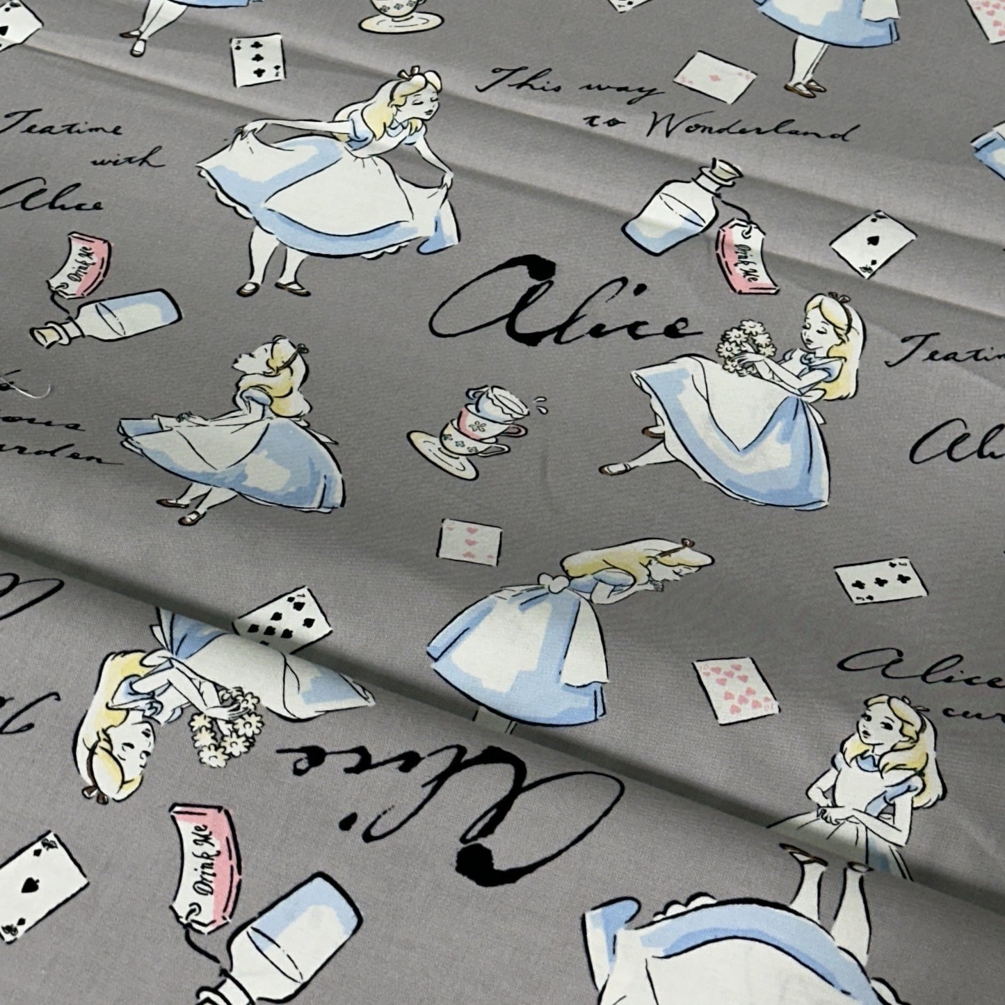 Cotton "Alice in Wonderland"