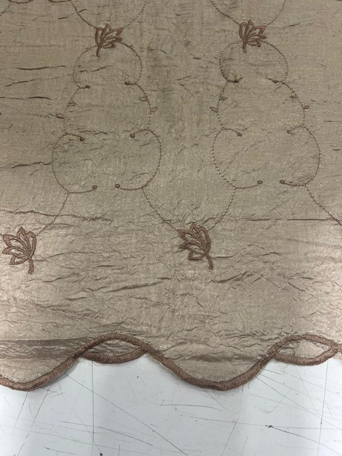 Scalloped hem Drapery