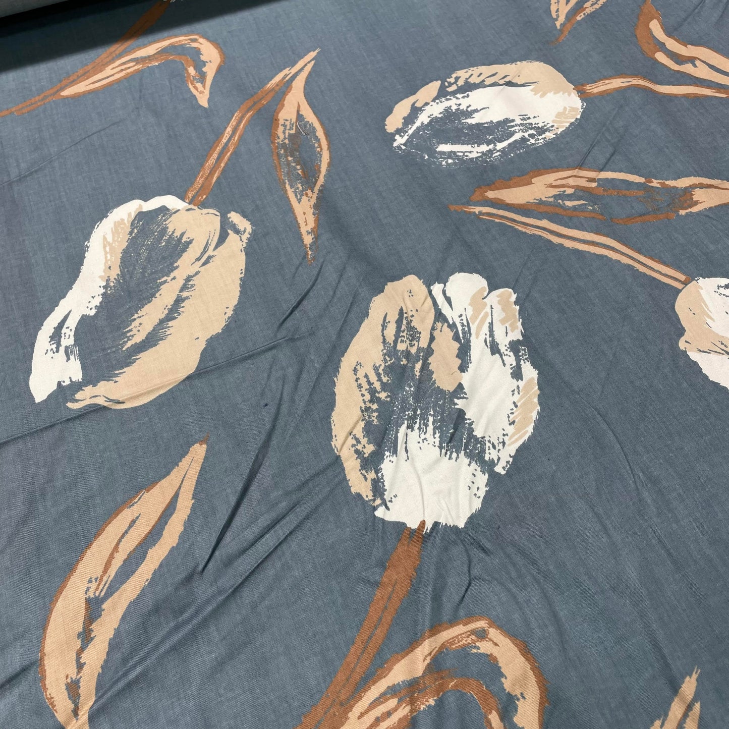 Cotton, Abstract Tulip