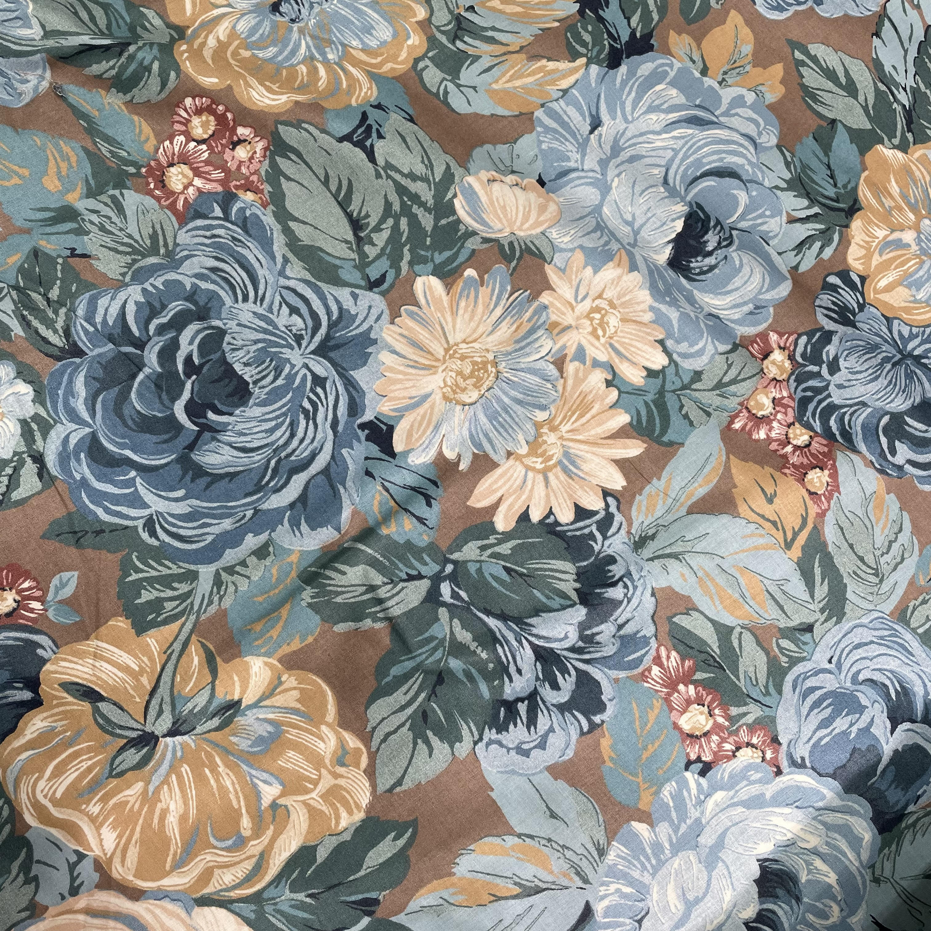 100% Cotton, Abundant Flowers,