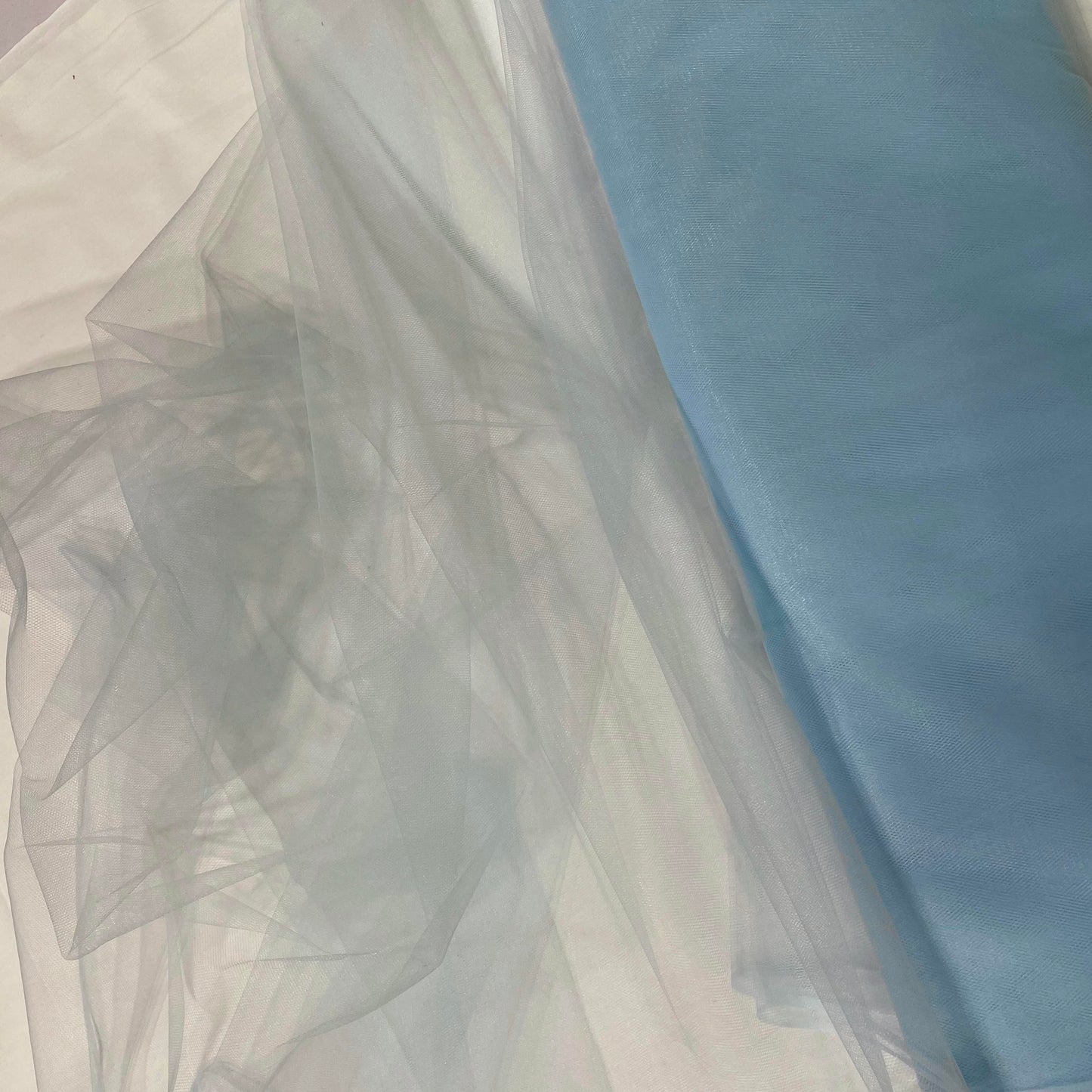 Tulle Light