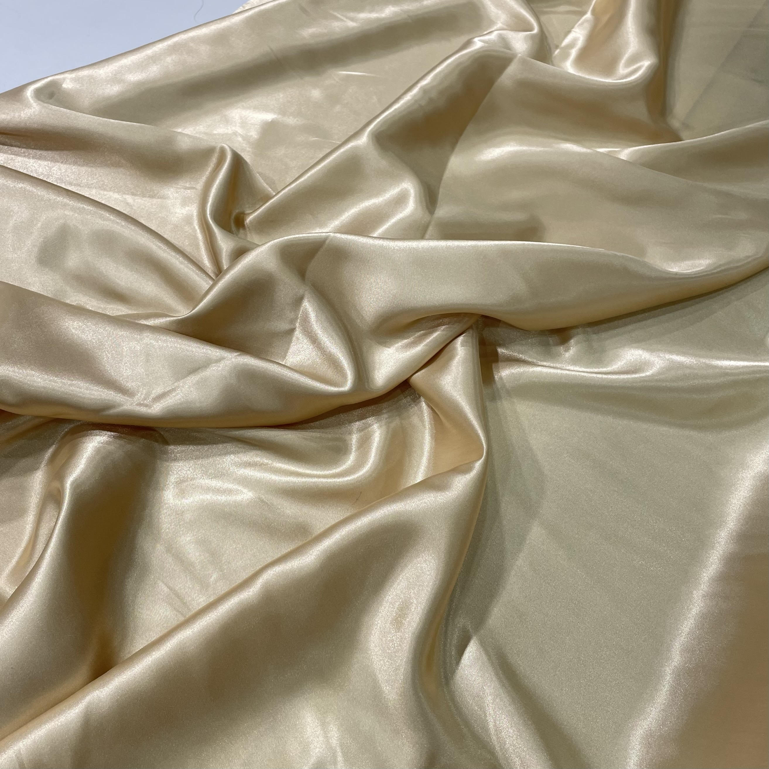 Satin, Pale