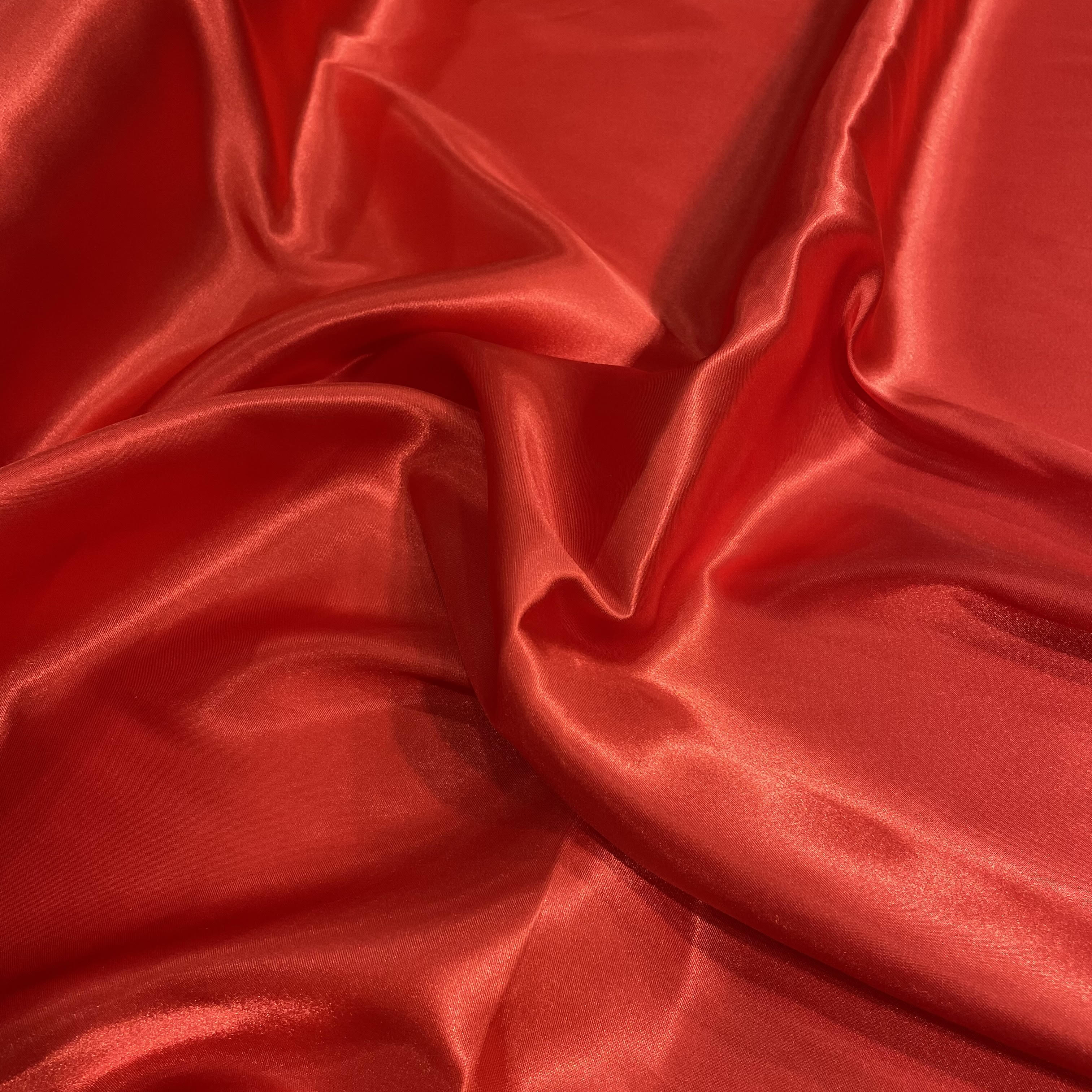 Satin, Pale