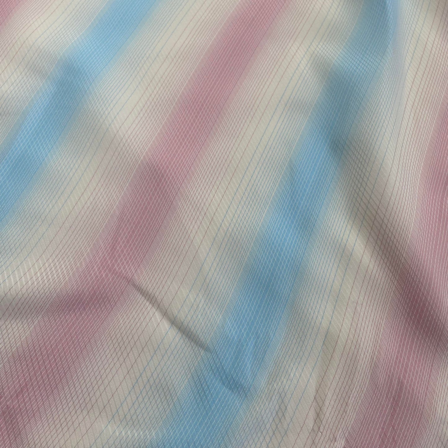 Extra Wide Sheer, Odissea