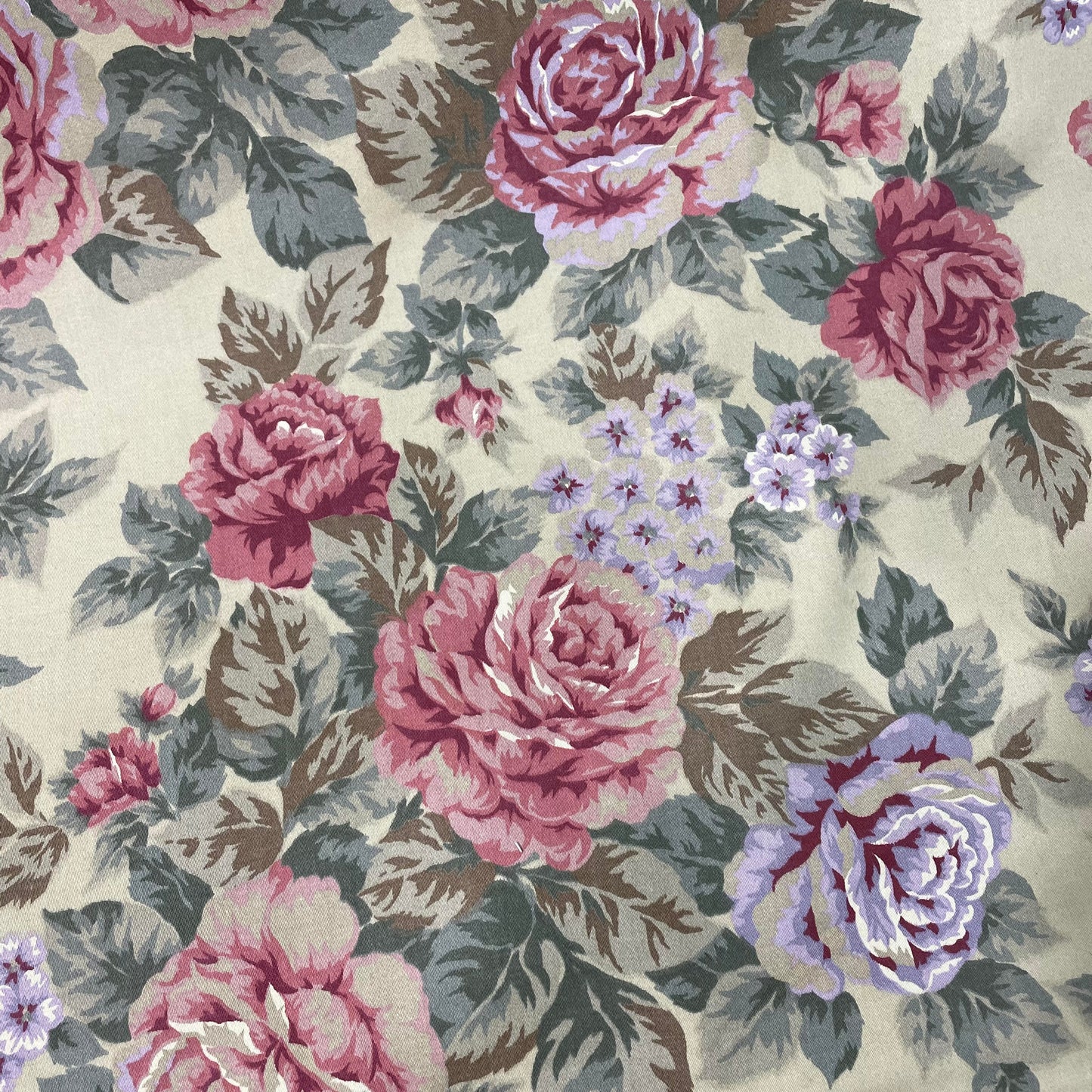 100% Cotton, Roses,