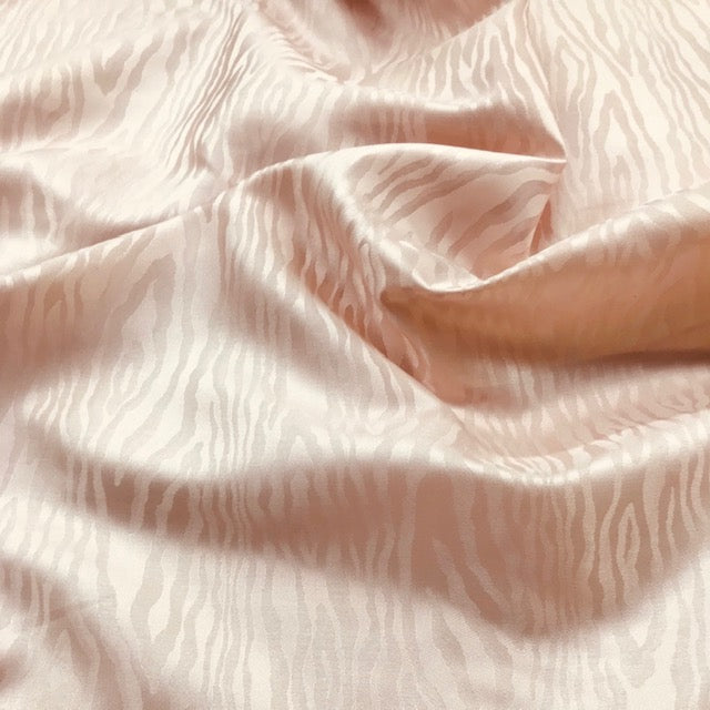 Satin Moire Qyoto Pink Pearl