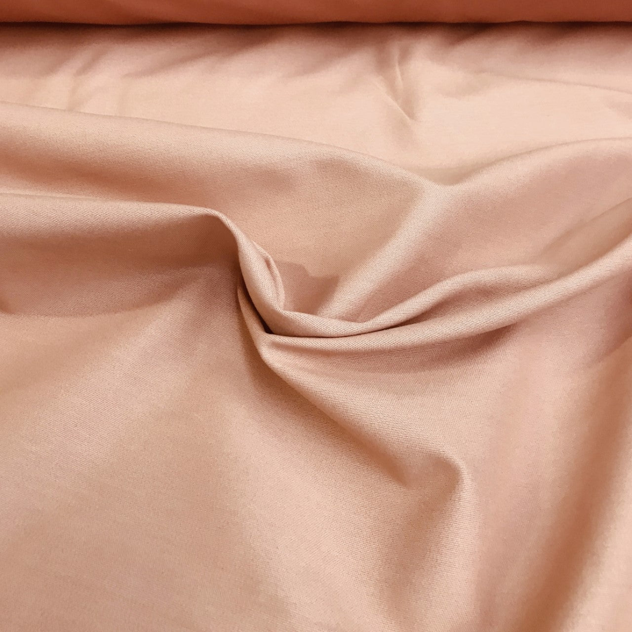 Satin Majestic Bolero Rose