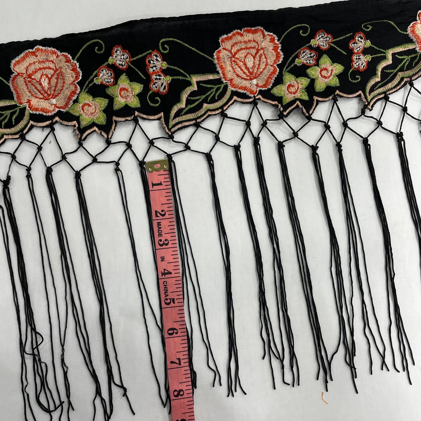 8 Inch Medium Fringe With Rose Decor Trim