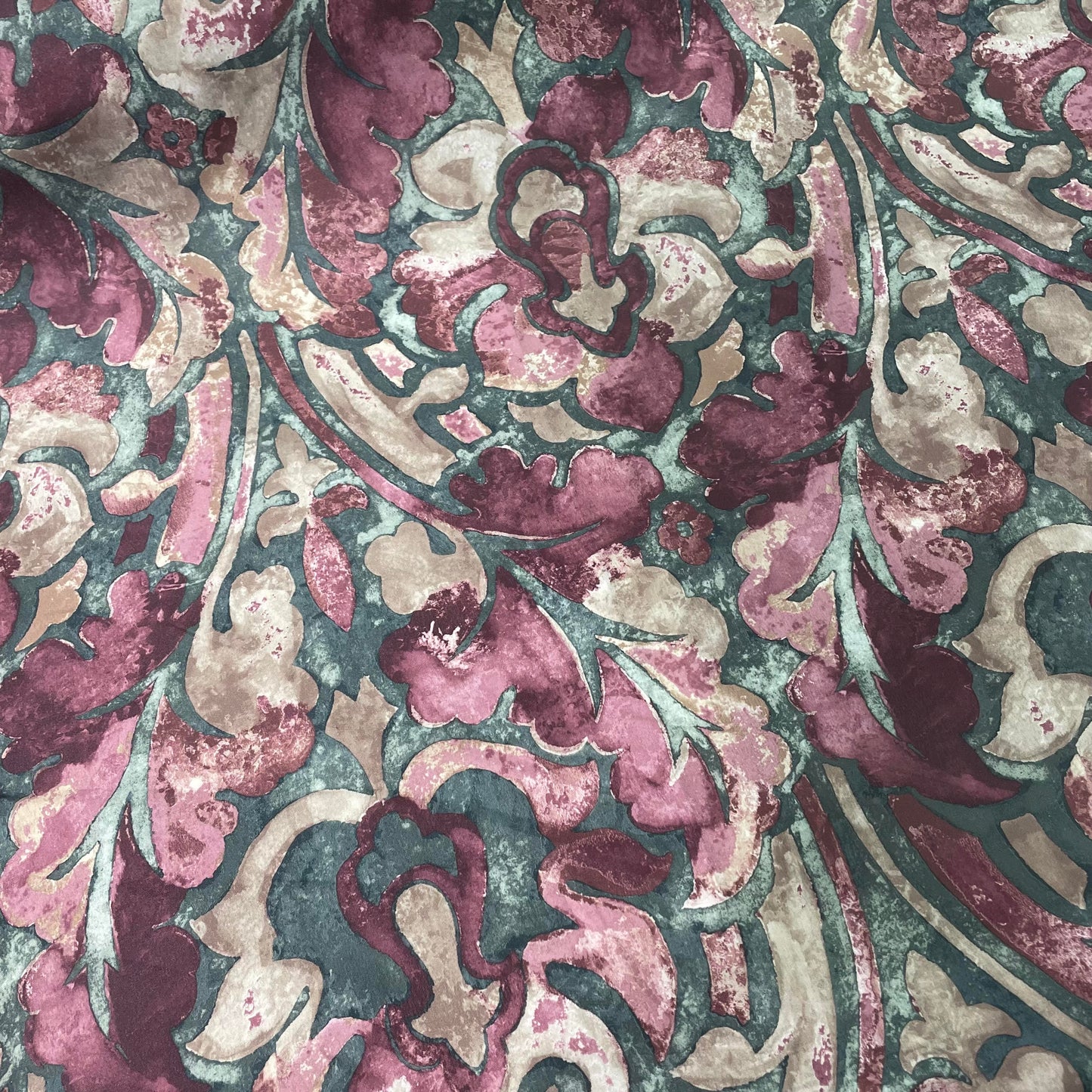 Polyester, Burgundy