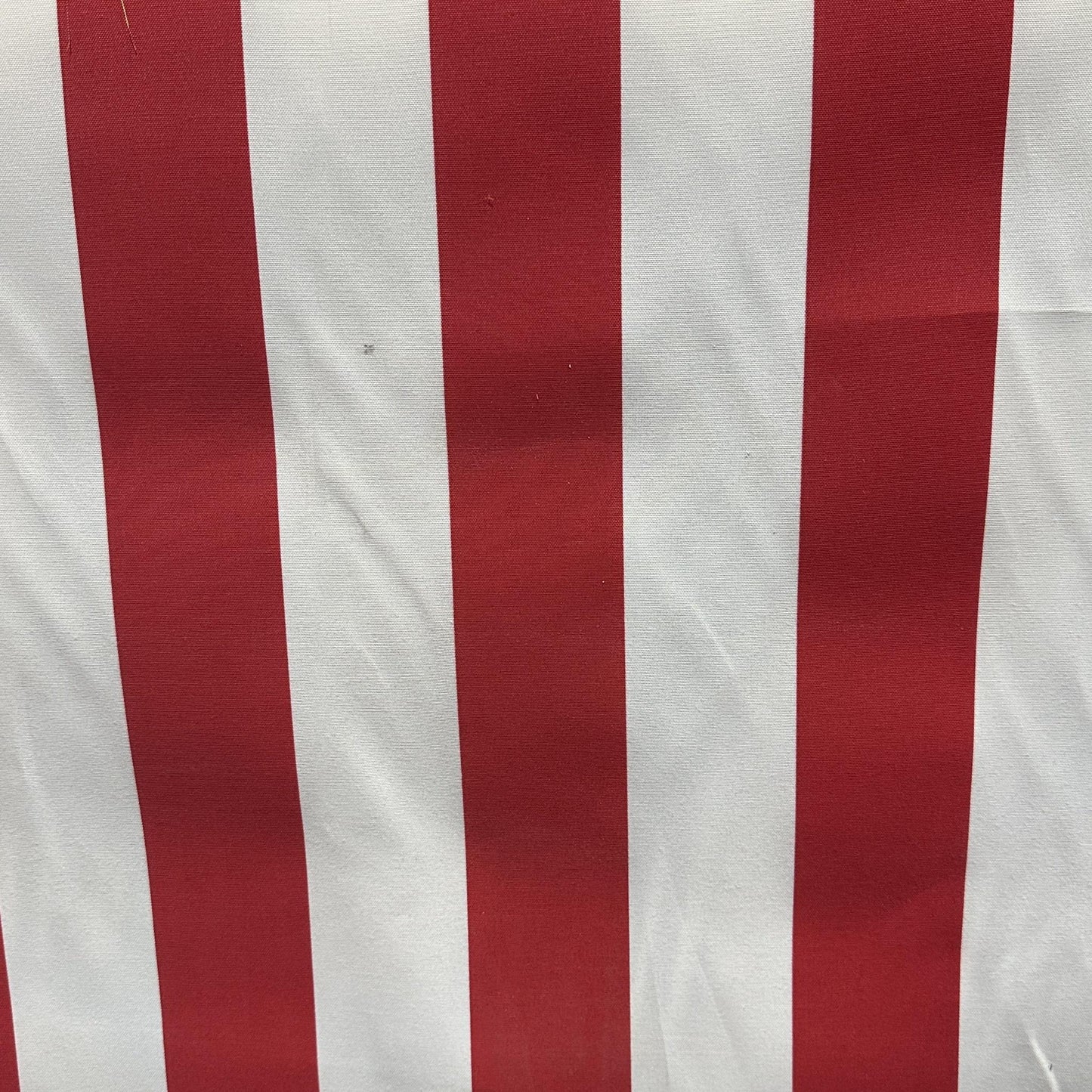 Sunbrella, Red Line on White
